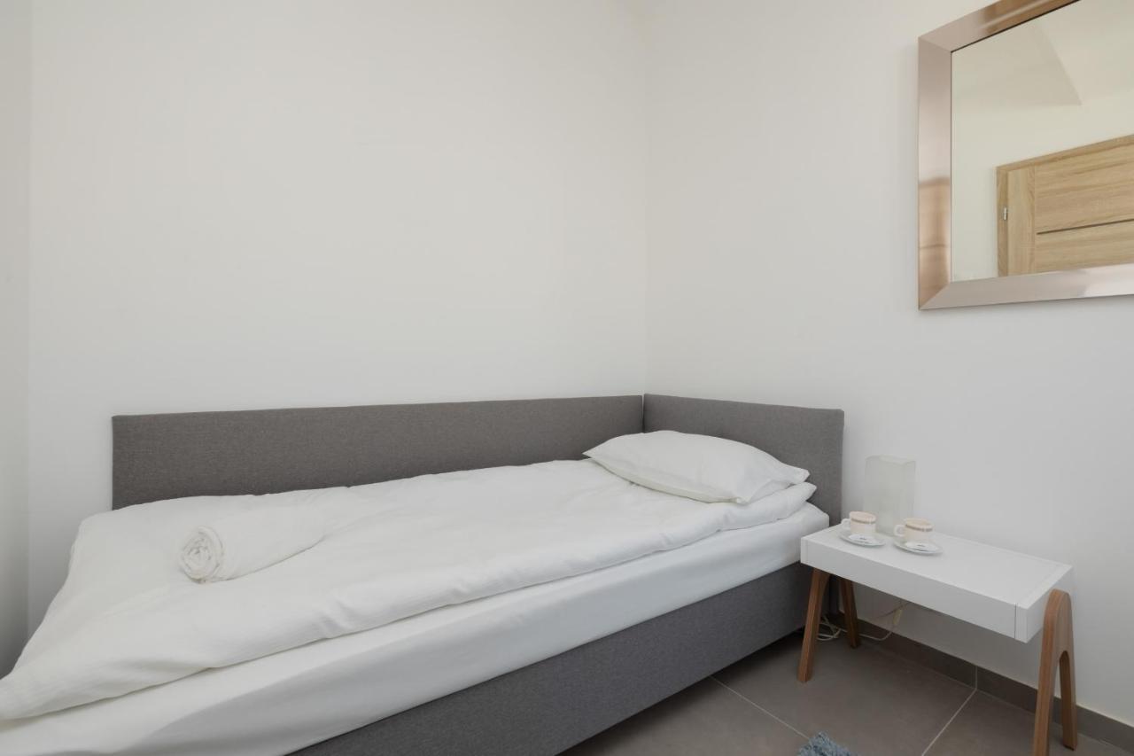 Sloneczna Apartment Mielno Uniescie By Noclegi Renters Екстериор снимка